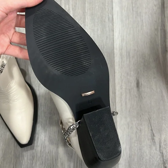 Billini Ellison Bone Leather Western Cowboy Bootie - Picture 6 of 8